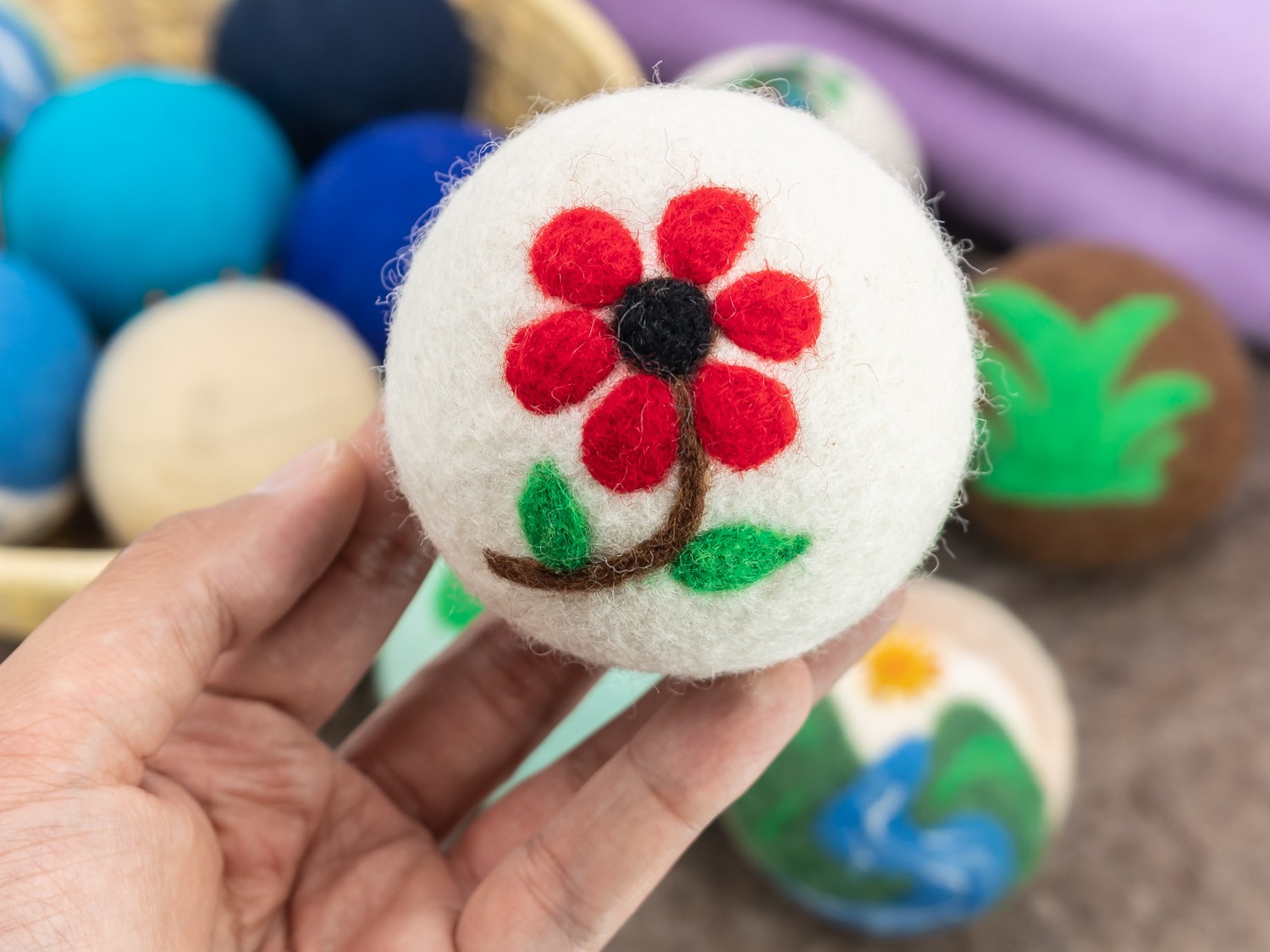 8cm Laundry Wool Dryer Balls Handmade 6 Pieces Pack 