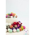 Qililandiy 50pc Colorful 2cm One Felt Pom Poms Wool Felt Balls Handmade Felted 10 Color Bulk Small Puff for Felting and Garland