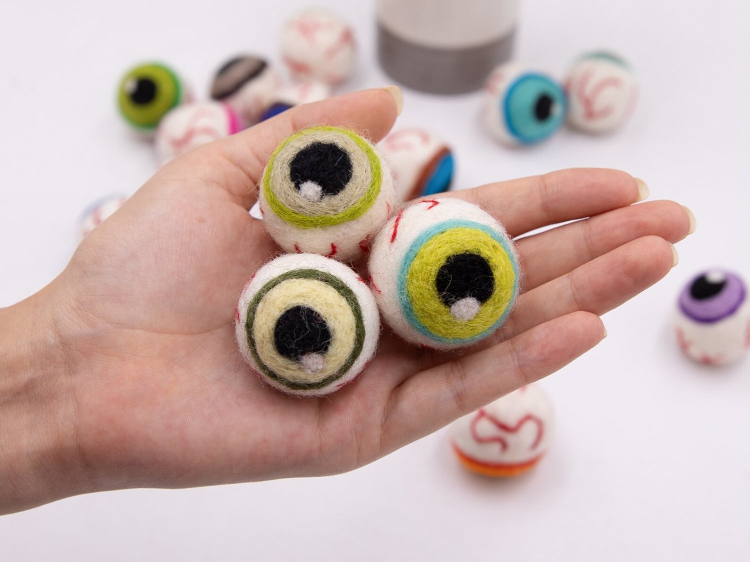 Scary Felt Eye Balls with Nerves - Felt and Yarn