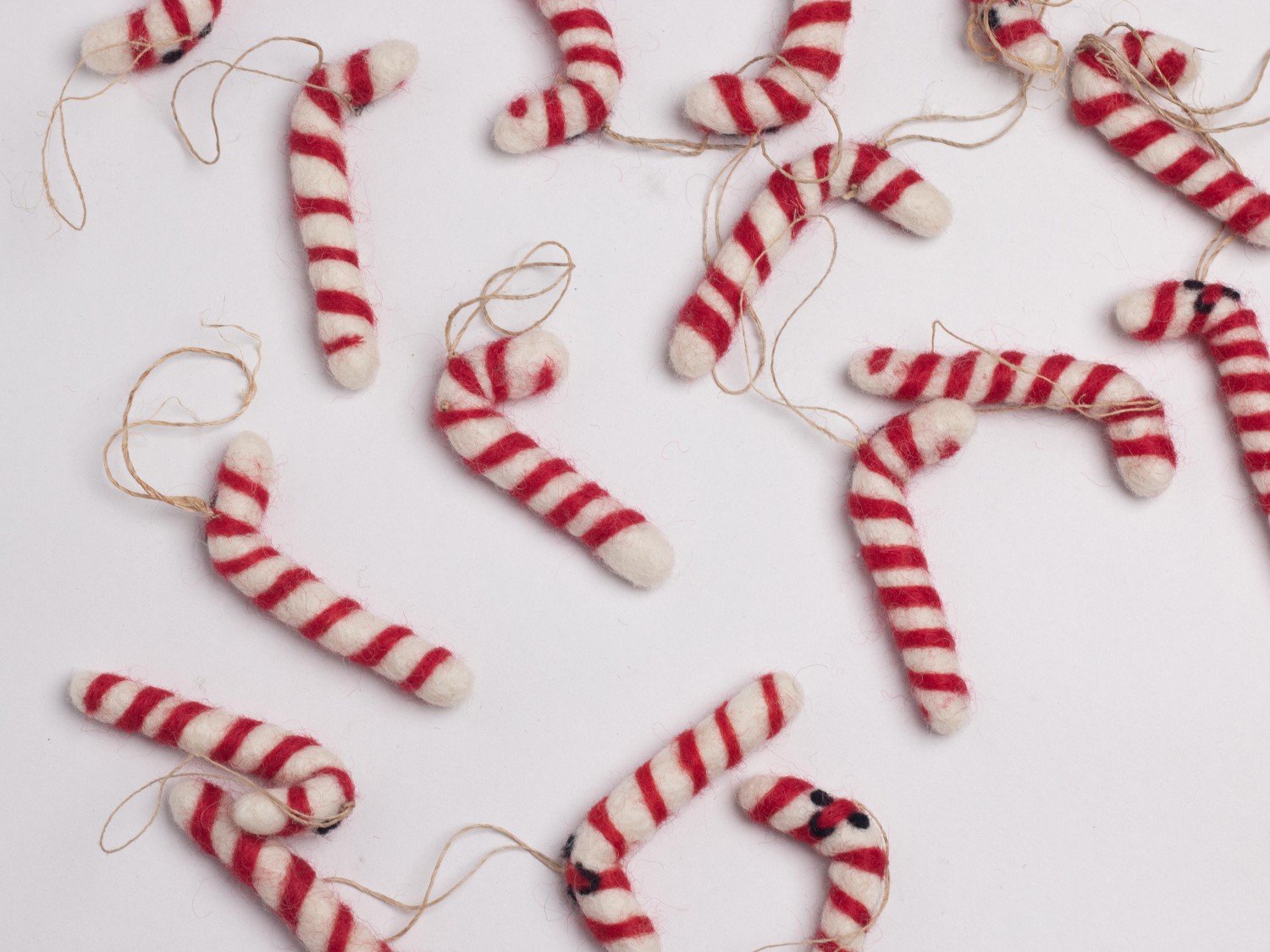 7x3cm Felt Candy Cane with Cute Face -15% off