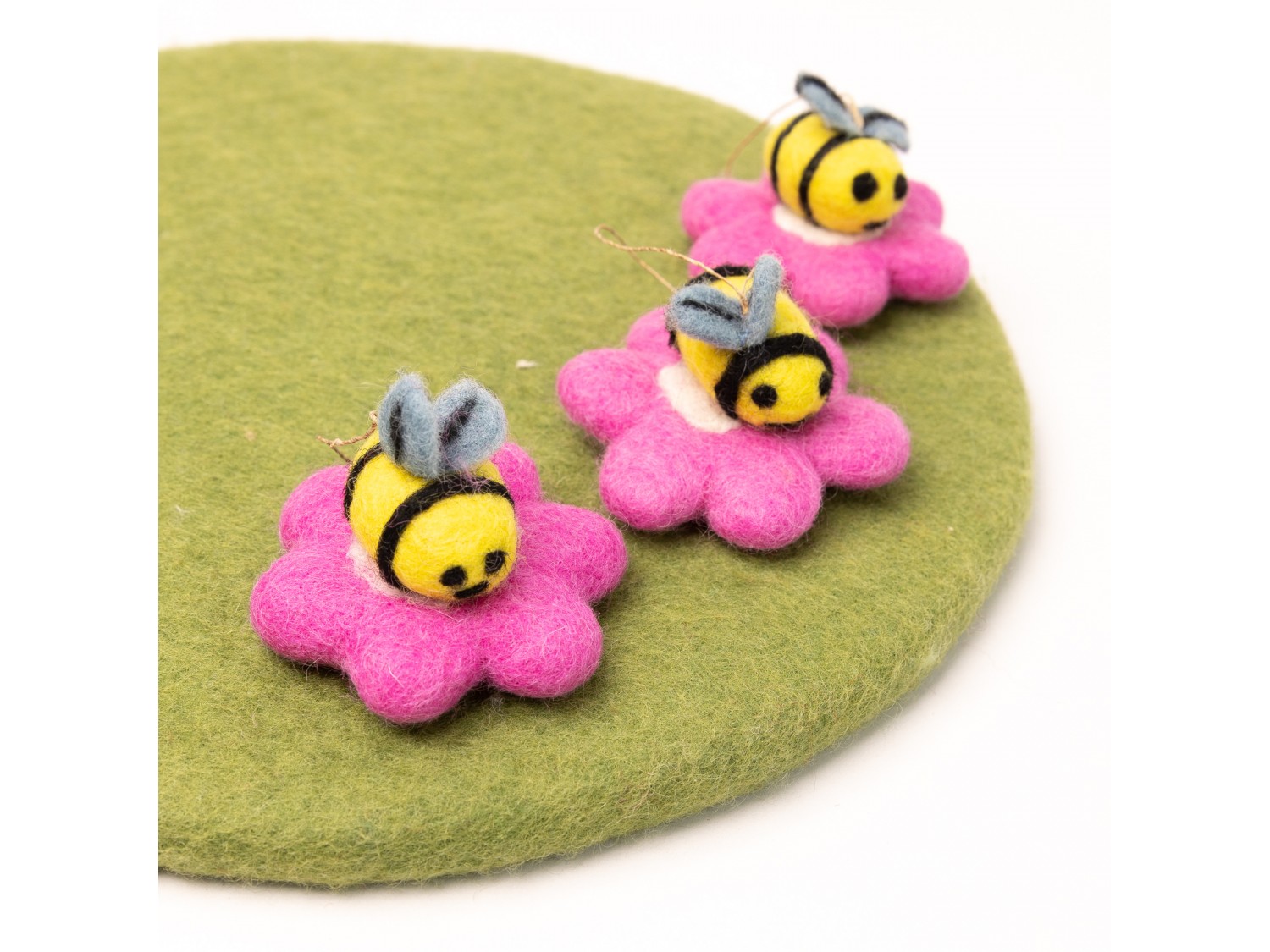 Felt Bumble Bee with Flower - Felt and Yarn