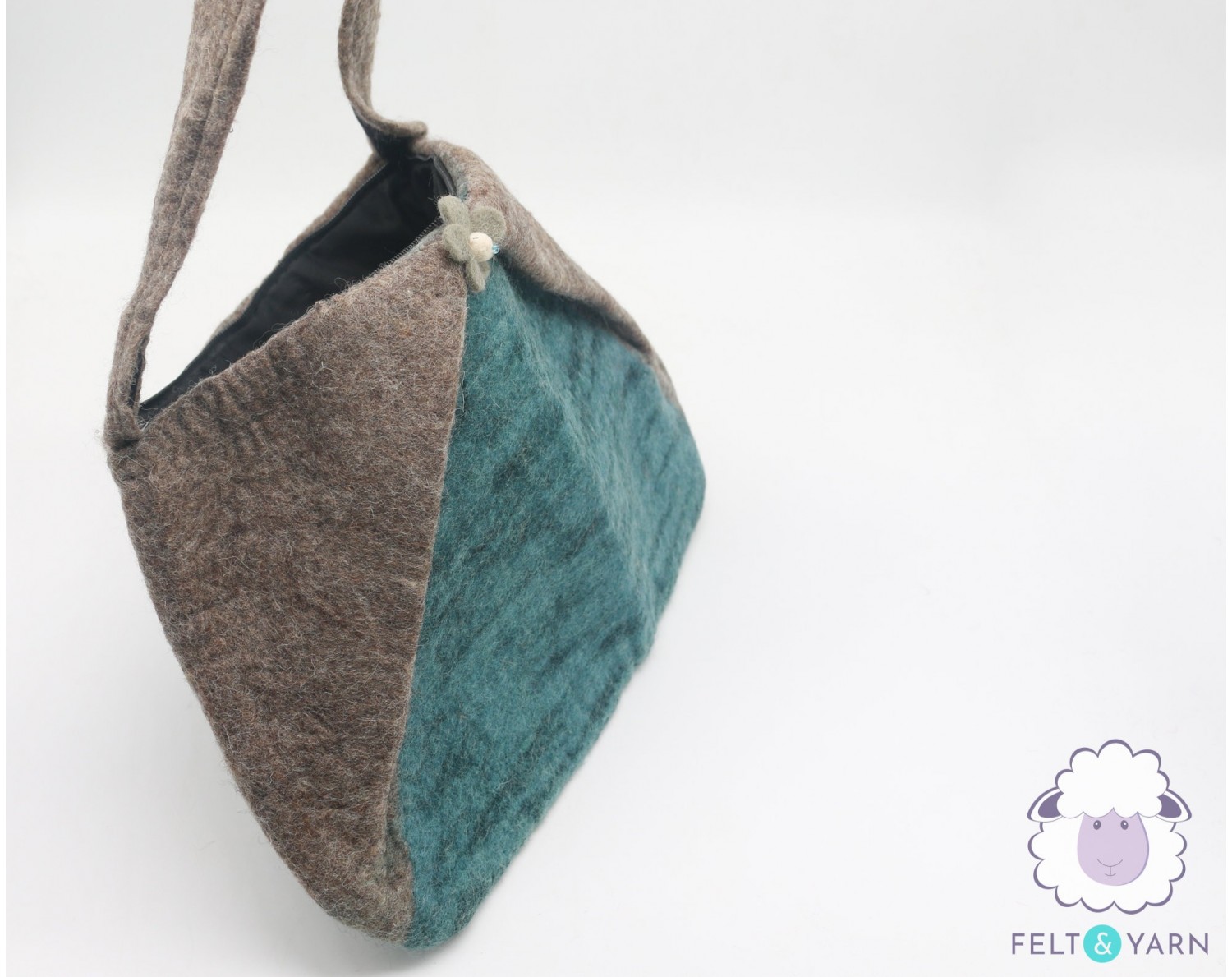 Two-Tone Felt Shoulder Bag - Felt and Yarn