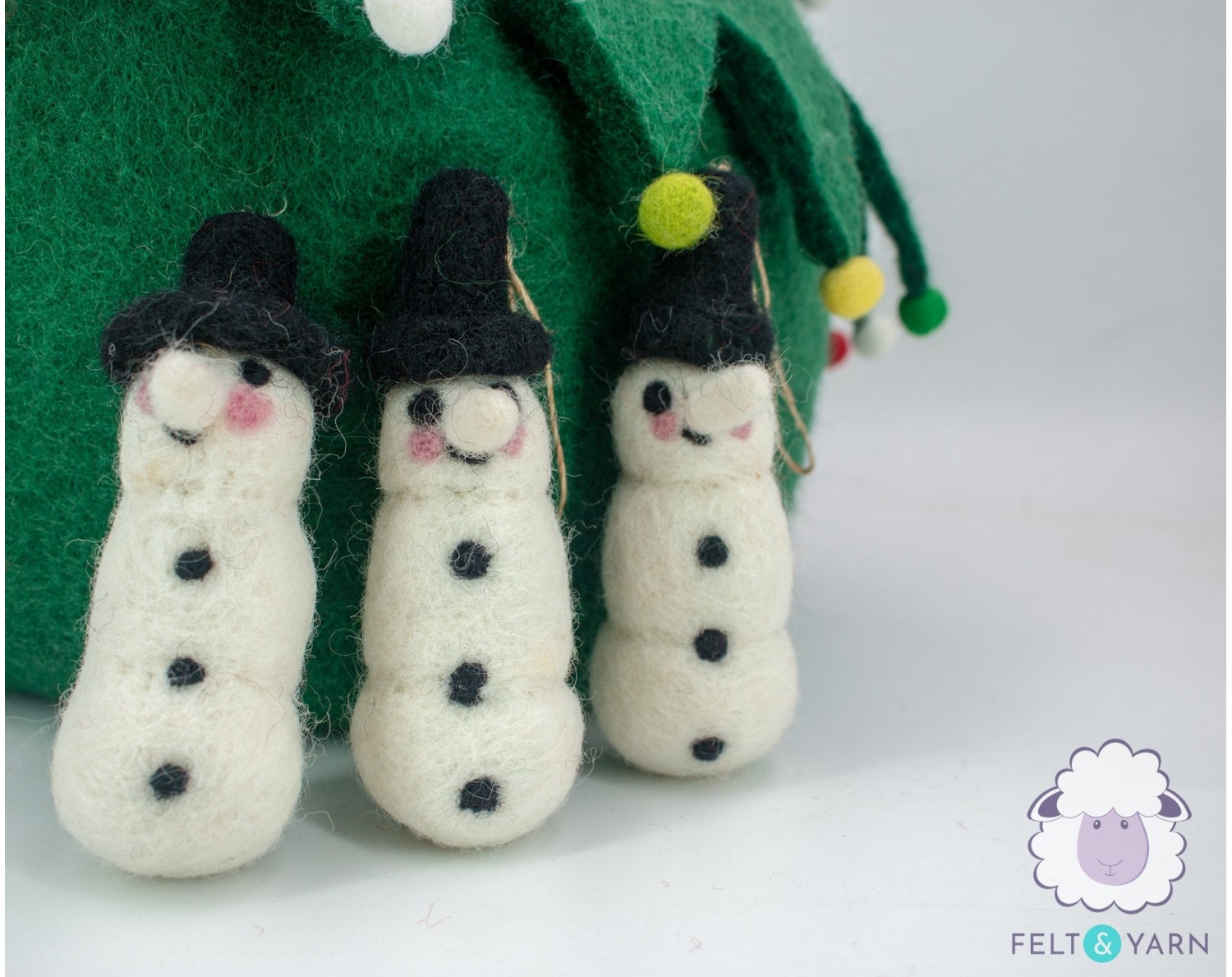 Christmas Felt Snowman with Hat - Felt and Yarn